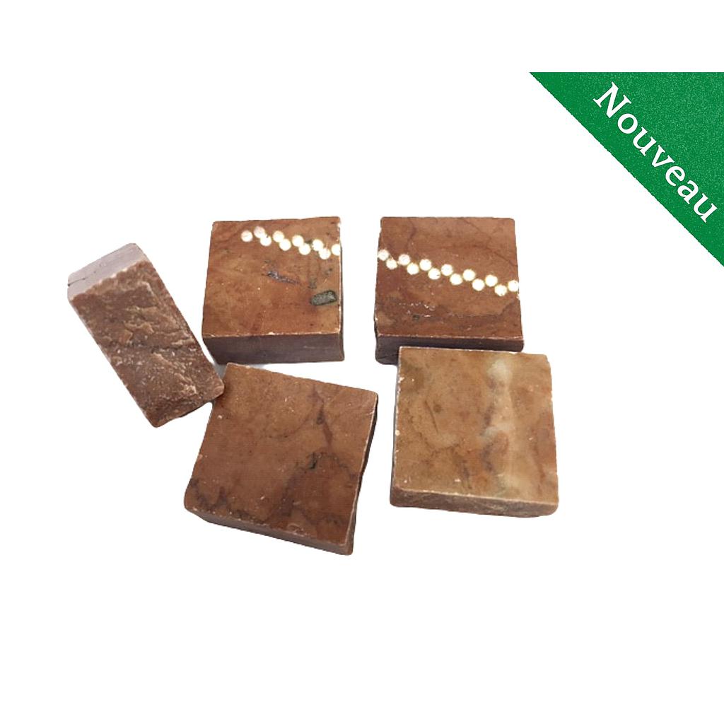 Marbre - Travertin Rosso- 2 x 2 cm, Par 100g