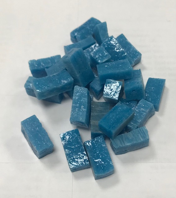 Smalts Bleu clair , par 100 g .