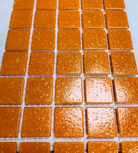 [tc.0135] Pâte de verre orange clair , 2 x 2 cm , par 100 g.