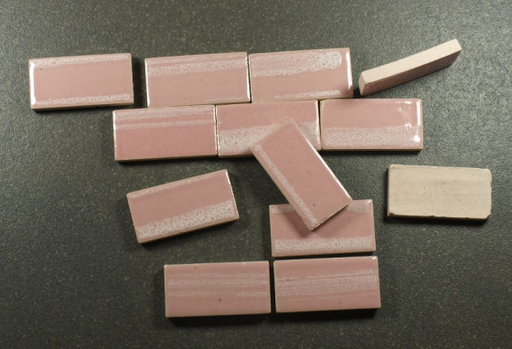 Grès Émaillé Domino Rose 2 x 4 cm, par 100g