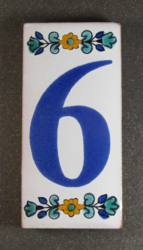 Petit Numero 6 en Faience 5 x 10 cm