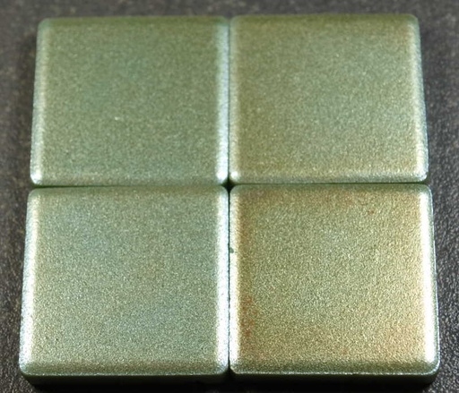 Mazurka Bronzoide 2.5 x 2.5 cm, vendu à la pièce